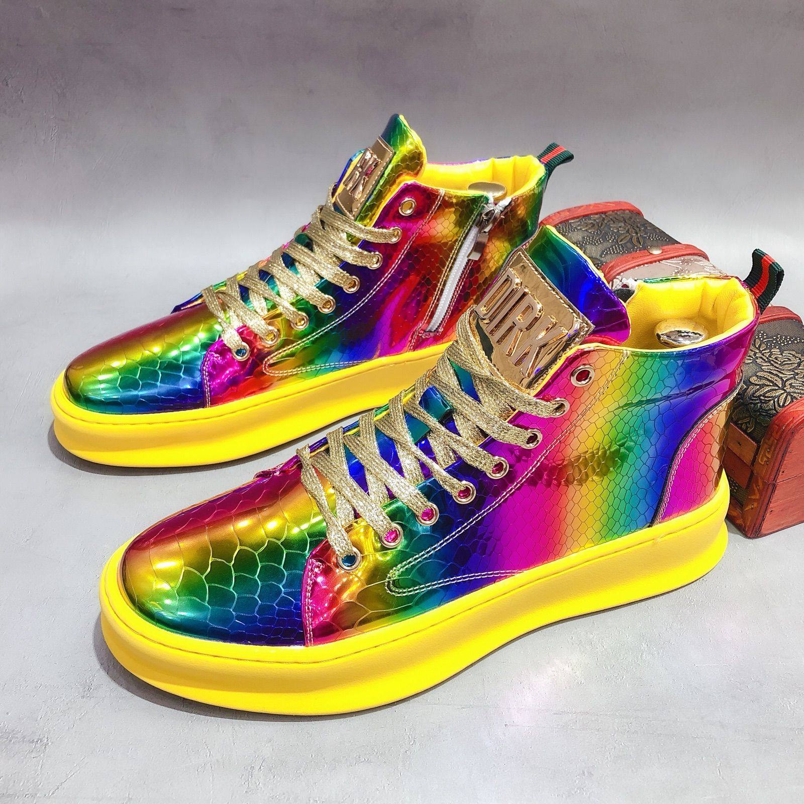 欧洲站秋冬新款蛇纹炫彩发型师男模潮鞋镭射运动高帮鞋