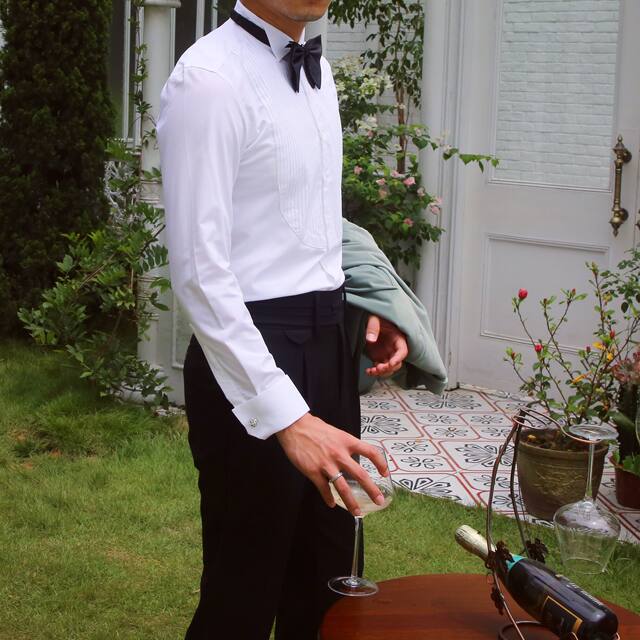 Mr. Lu San French button shirt men's long-sleeved self-cultivation non-ironing groom's cufflinks business work formal men's white shirt Mr. Lu San French button shirt men's long-sleeved self-cultivation non-ironing groom's cufflinks business work formal men's white shirt