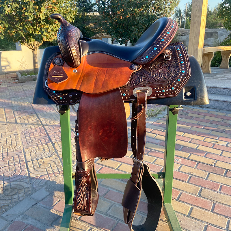 全皮配件子马鞍子牛皮钻头镶钻马镫带进口扭曲马鞍