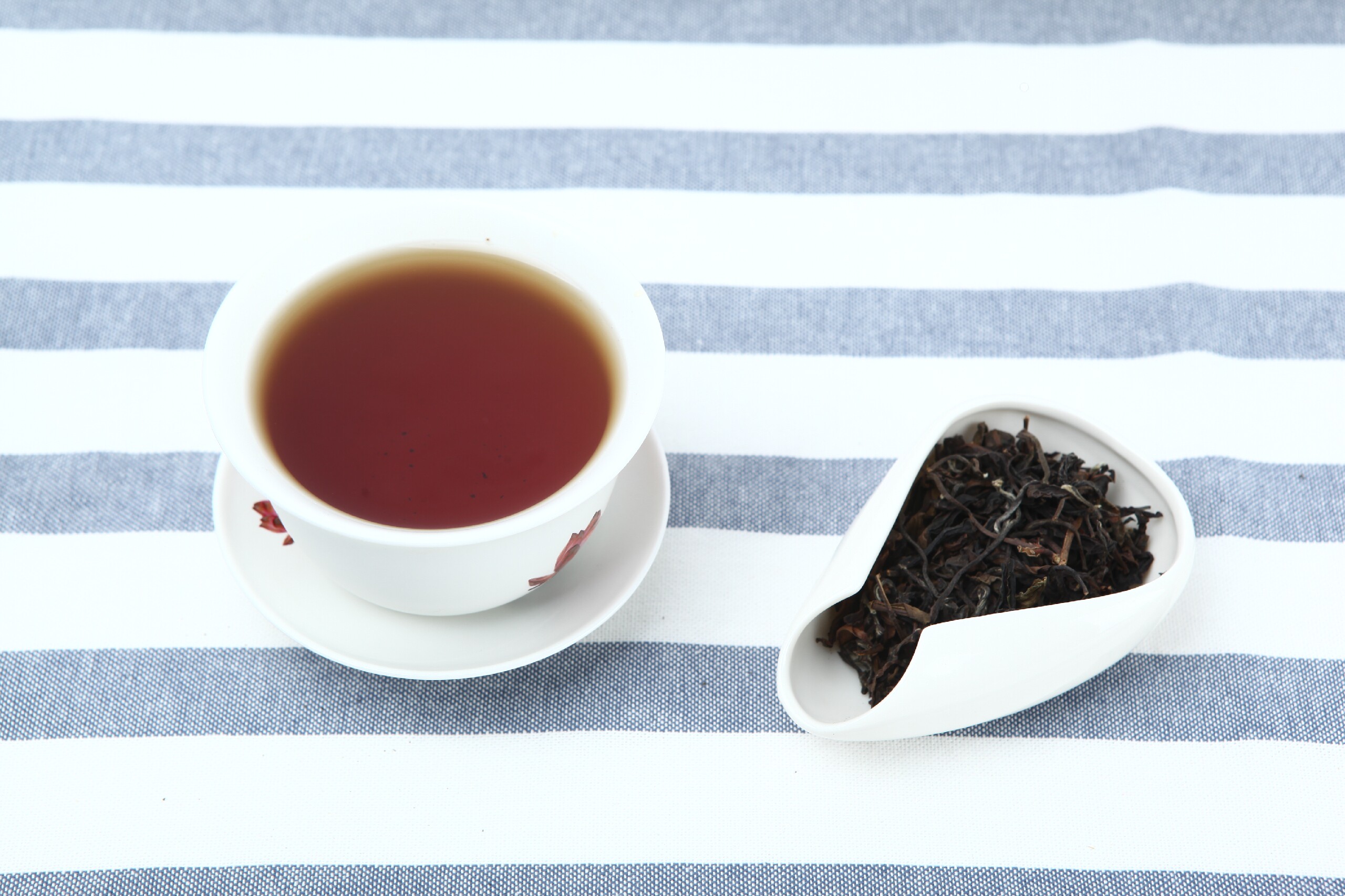 台湾宏益大观乌龙茶 东方美人乌龙茶150g高山茶台湾原装进口