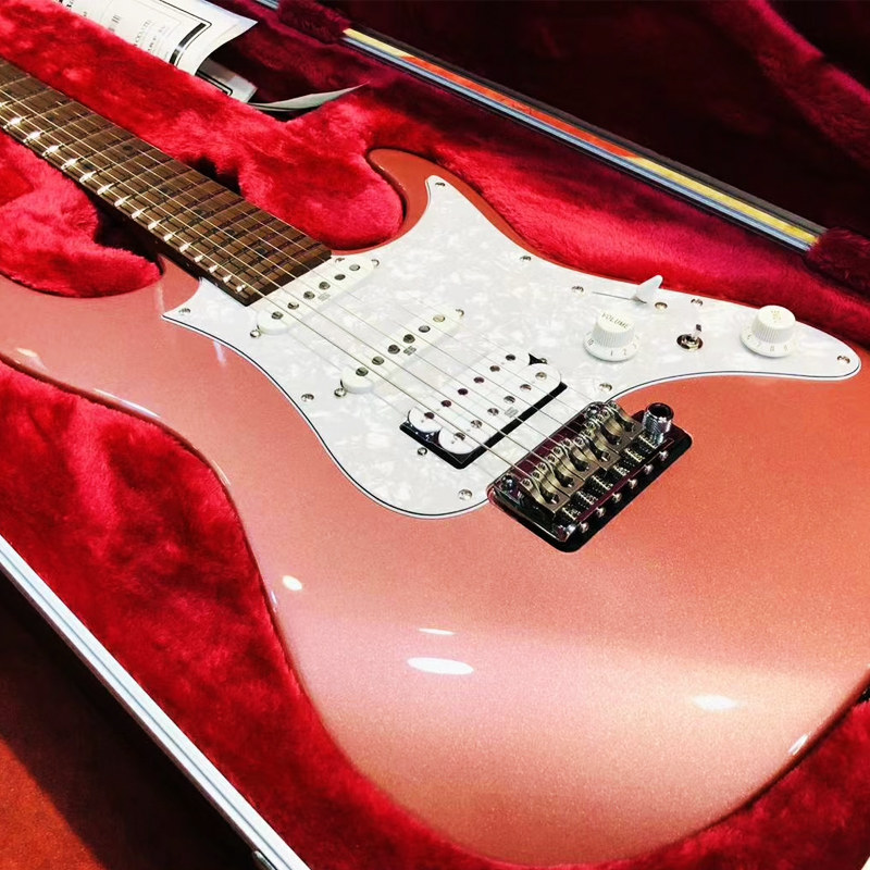 日产ibanez吉他依班az2204hrm小双玫瑰粉色前卫金属吉他电吉他