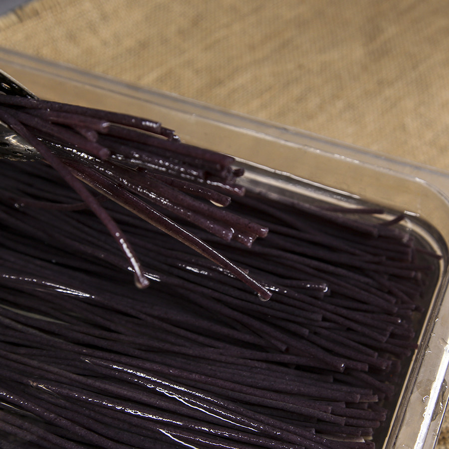 东北黑米粉条粗粮红豆豆沙紫米面条5斤麻辣烫冲泡方便面