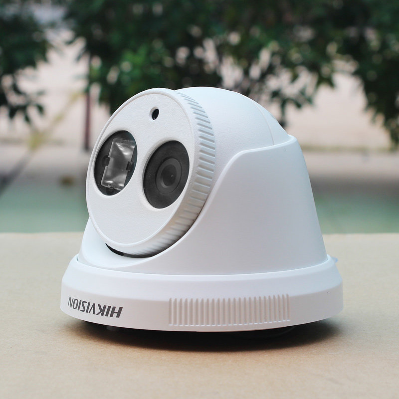 模拟摄像头 高清半球监控950线摄像机---->去商城购买