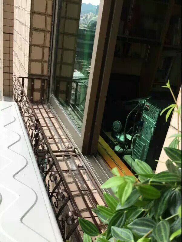 铁艺窗台花架阳台栏杆护栏悬挂室外户外窗户花架