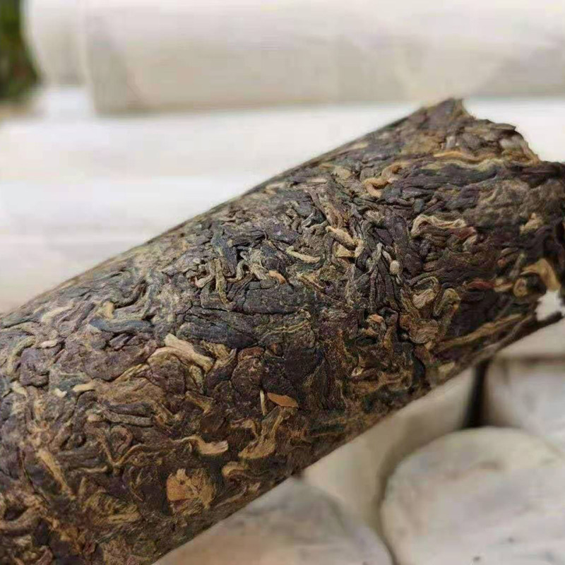 2005年班章有机女儿特制茶柱云南昆明干仓茶勐海普洱