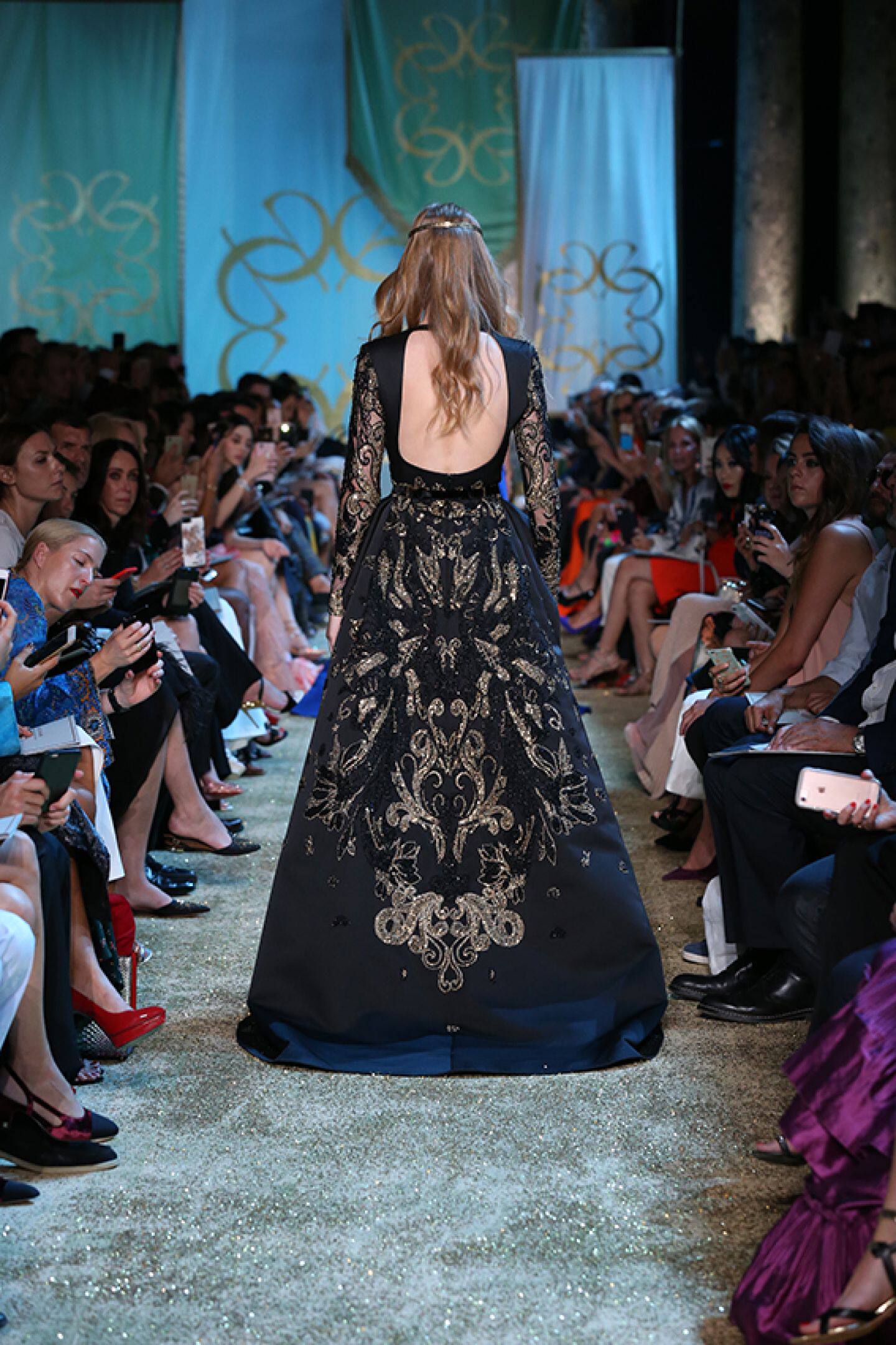 eliesaab2022年深长袖年会晚会派对黑色晚礼服金色礼服