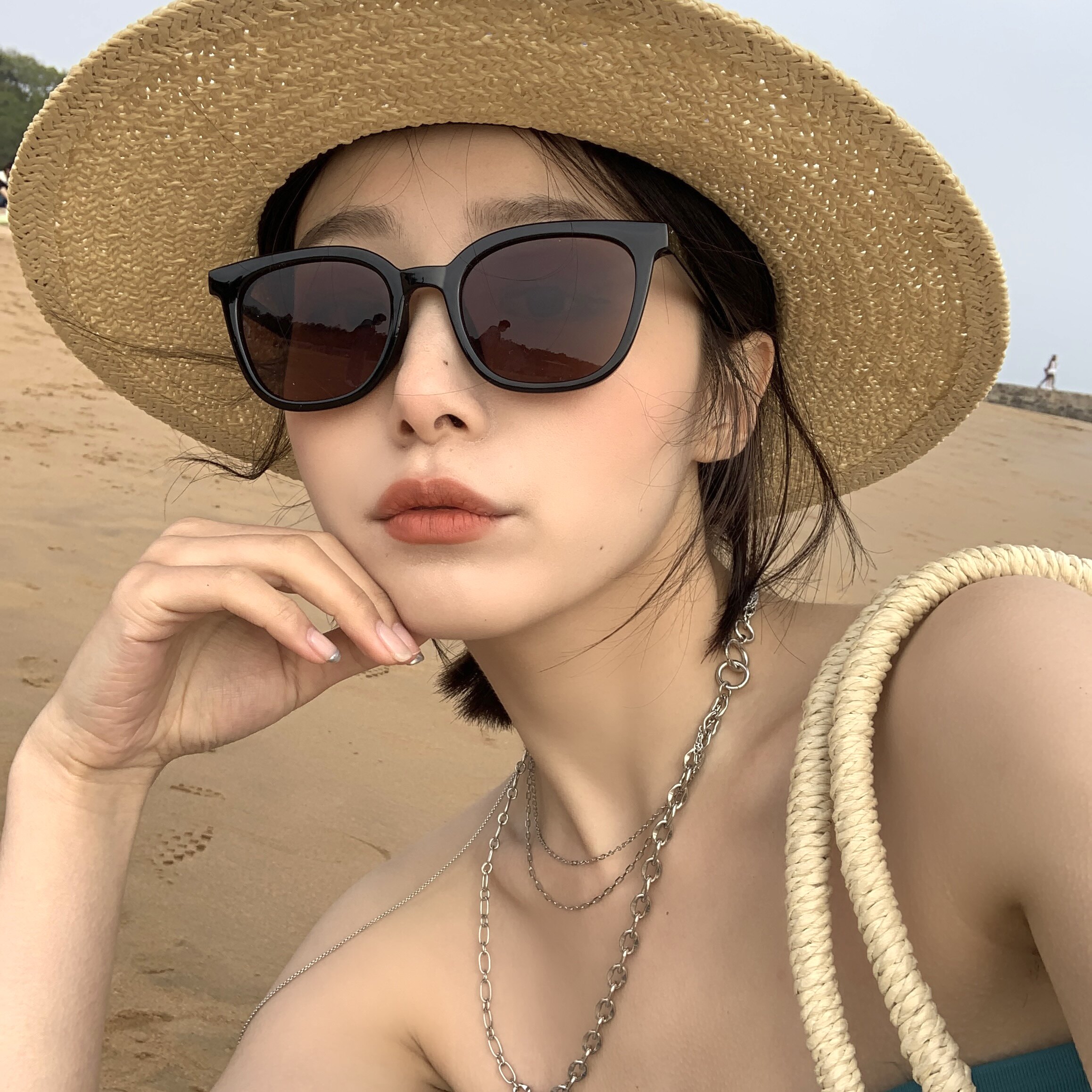 甜酷女孩bi素颜神器黑色百搭显瘦墨镜夏季太阳眼镜