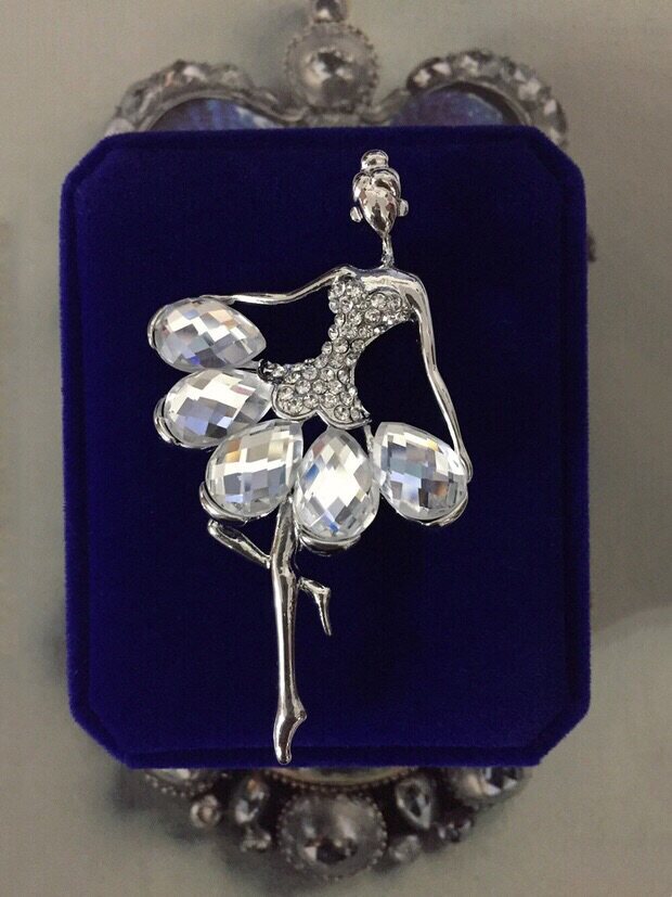 芭蕾舞女孩跳舞公主蓬蓬胸针别针领针舞蹈美人鱼胸针