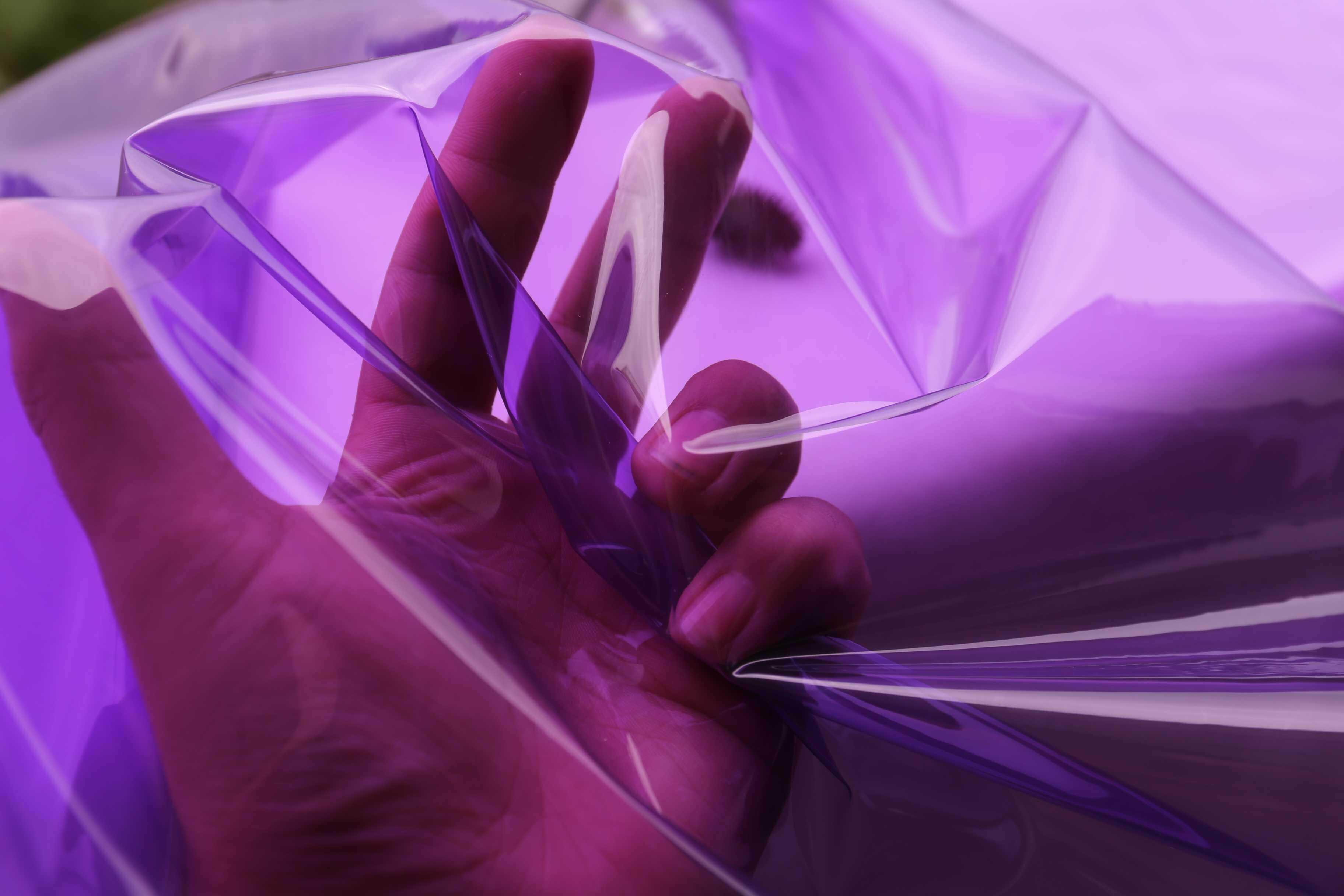 多色透明tpu镜面布料防水液体雨衣服装面料毕业设计海绵垫