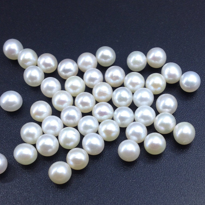 半成品迷你小3-4mm天然淡水真珍珠散珠裸珠强光圆形带孔颗粒珠diy