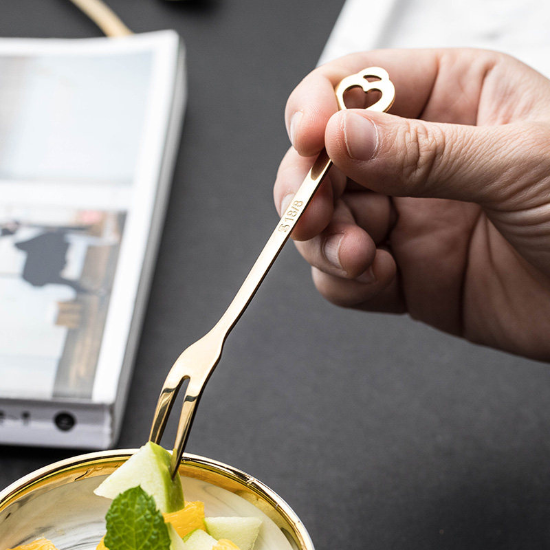 北欧水果叉套装创意可爱吃水果签不锈钢小叉子果插家用蛋糕叉时尚