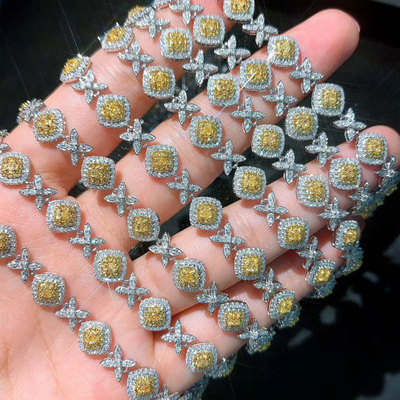 一搏千金 时尚豪华大气富贵共2.75克拉方形满钻彩色黄钻钻石手链