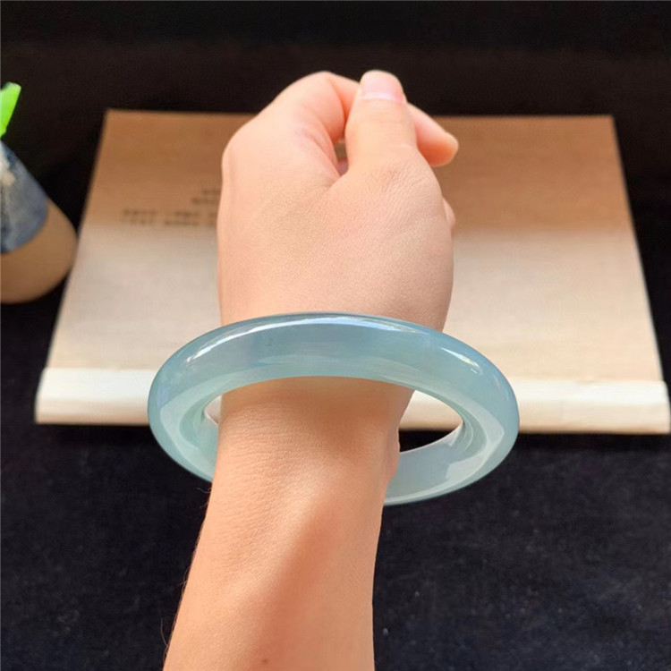 11月新品水润翡翠冰种蓝水圆条手镯111171口径567117手镯