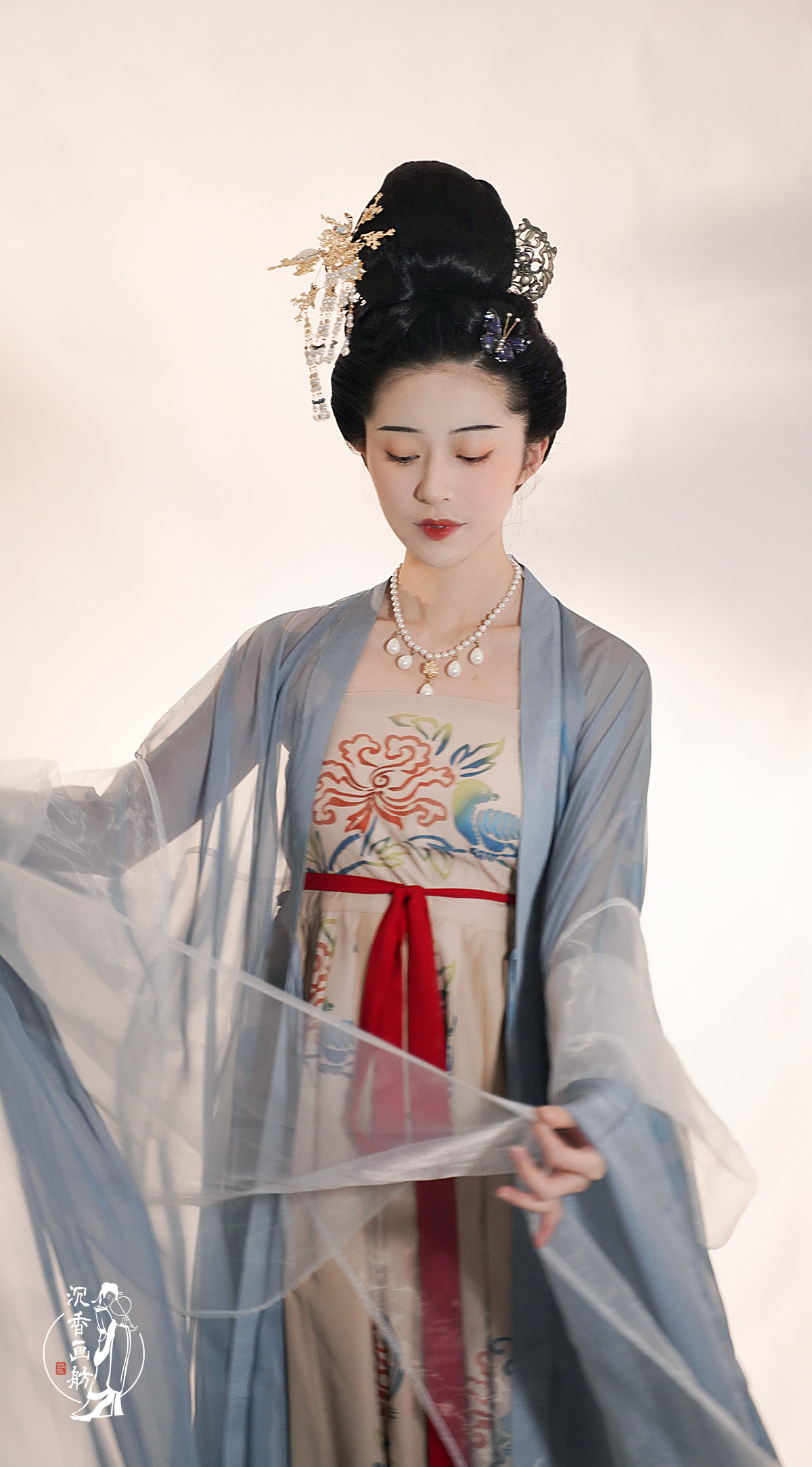 沉香画舫传统服饰霓裳羽衣簪花仕女女图诃子民族服装