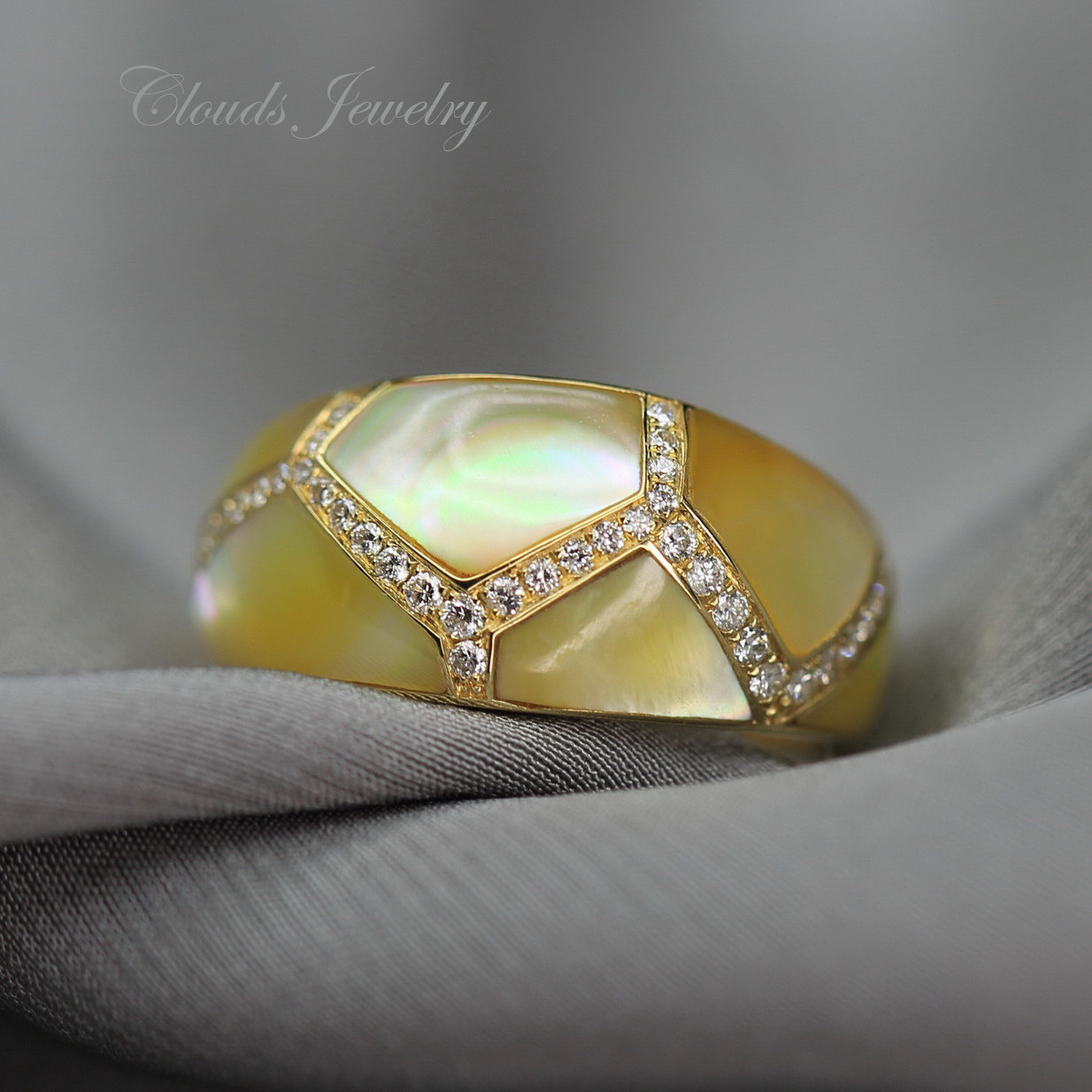 售罄颜色极其稀少少的金蝶贝蝶贝戒指搭配您的手饰