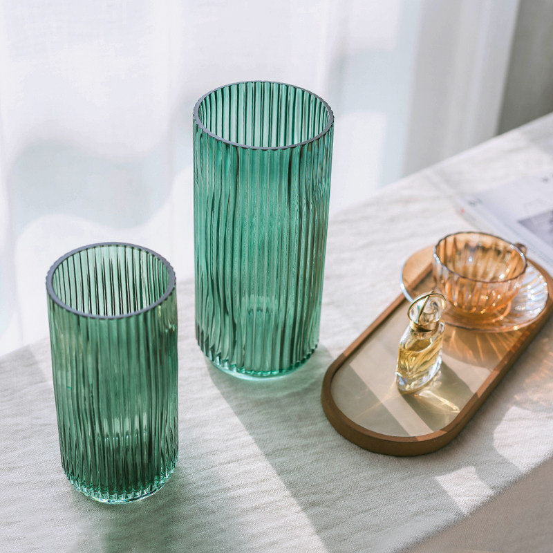墨绿色圆柱直筒竖纹玻璃插花花瓶家居装饰简约现代花瓶