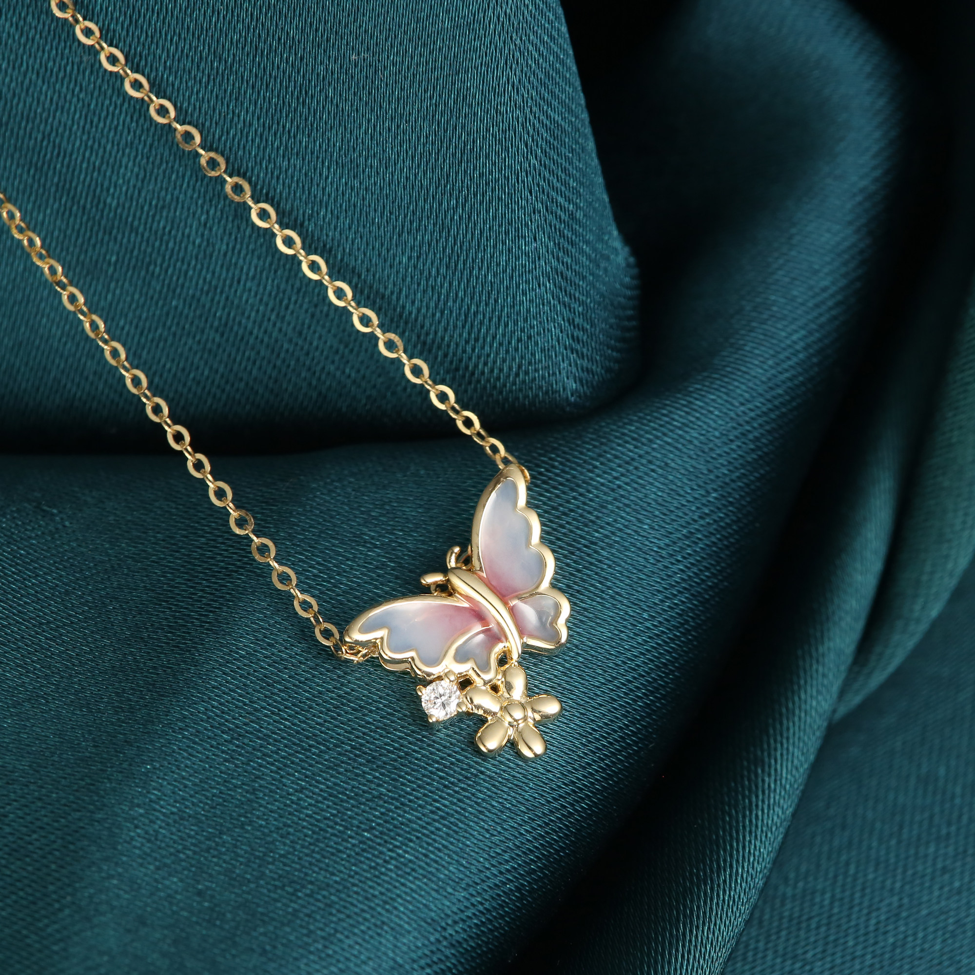 dechuang18k金蝴蝶蝴蝶珐琅吊坠甜美轻盈秀气国潮古风颈饰