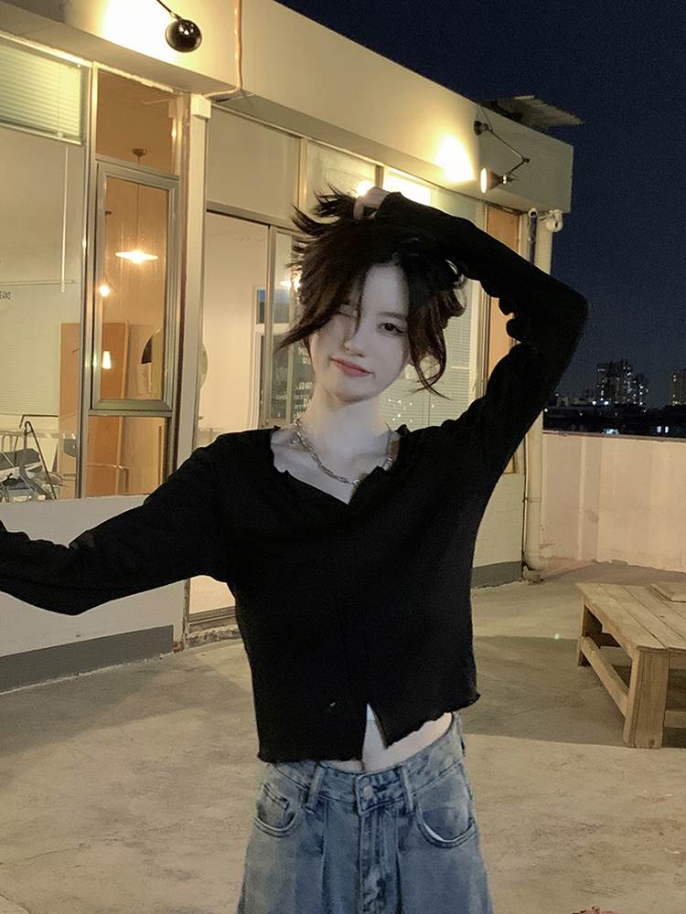 纯欲辣妹白色正肩长袖t恤女设计感小众纯棉修身显瘦短款秋季上衣