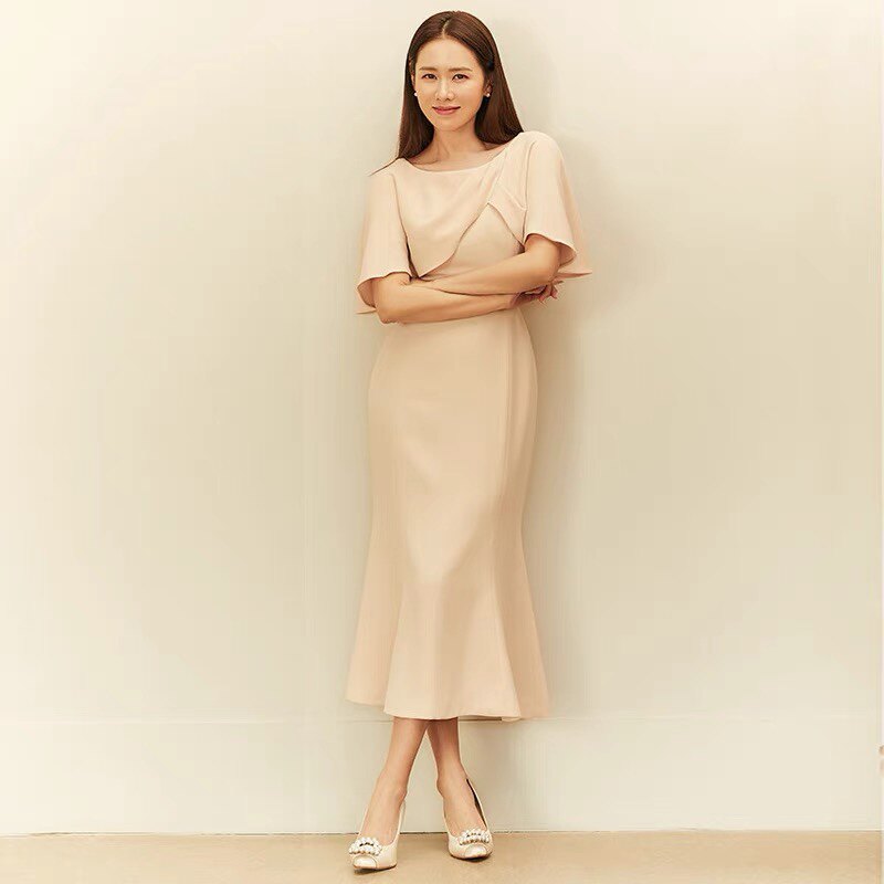 韩国东大门朴敏孙艺珍同款鱼尾裙浅粉色包臀连衣裙连衣裙