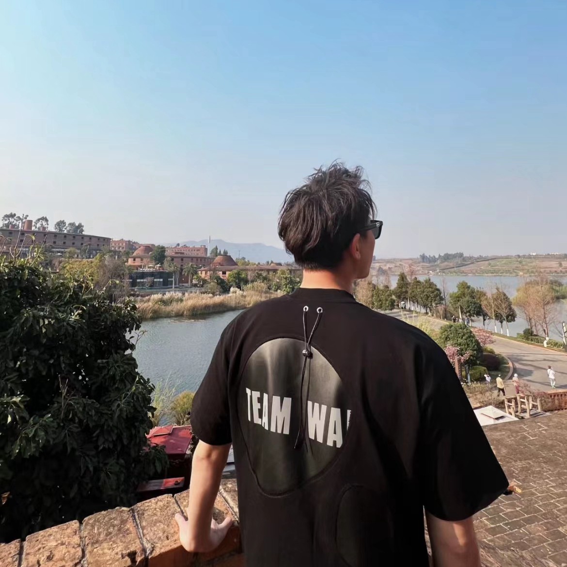 王嘉尔明星同款teamwang拼接气球短袖宽松男女t恤