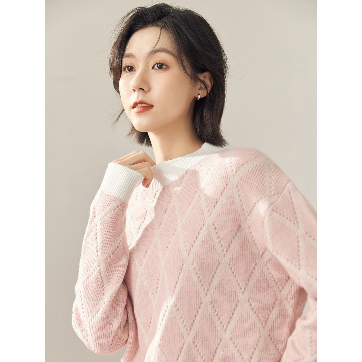 茵曼2022女装新款田园半高高领菱格提花百搭毛衣