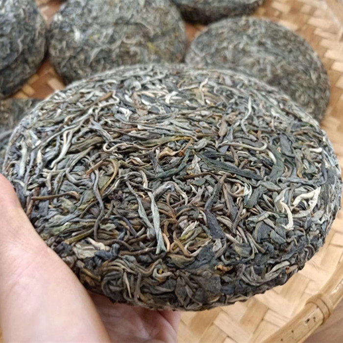 勐海古树大叶种晒青茶生普357g汤色明亮霸气普洱