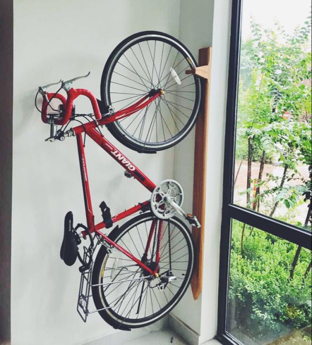 停车车架bookbike挂壁自行车立式实木木单车墙壁竖直脚撑