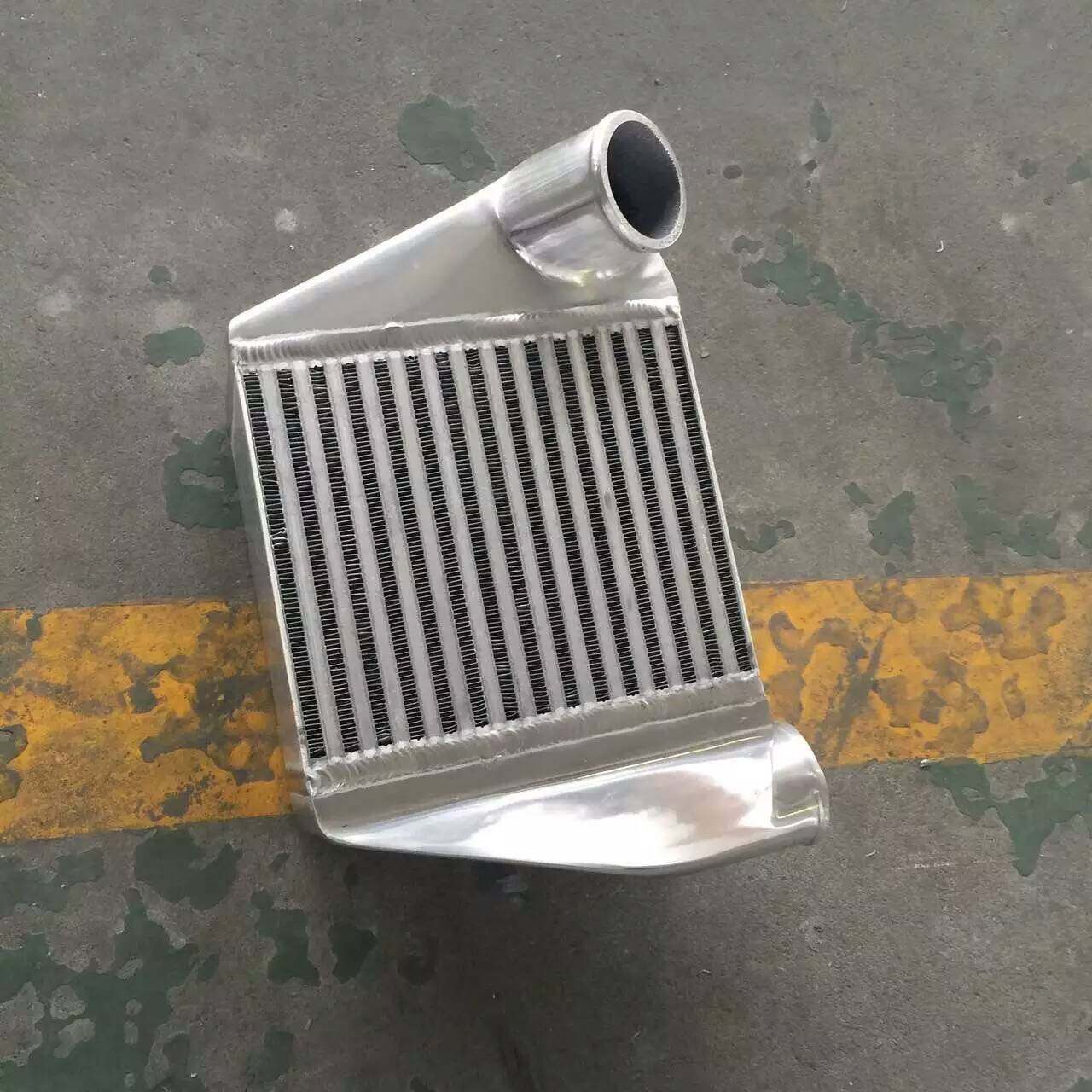 水箱中冷宝来18t涡轮增压器小水全铝加厚型改装水箱