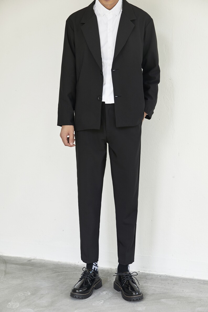 大学生西服套装黑色四件件套商务休闲衬衫西裤西服套装