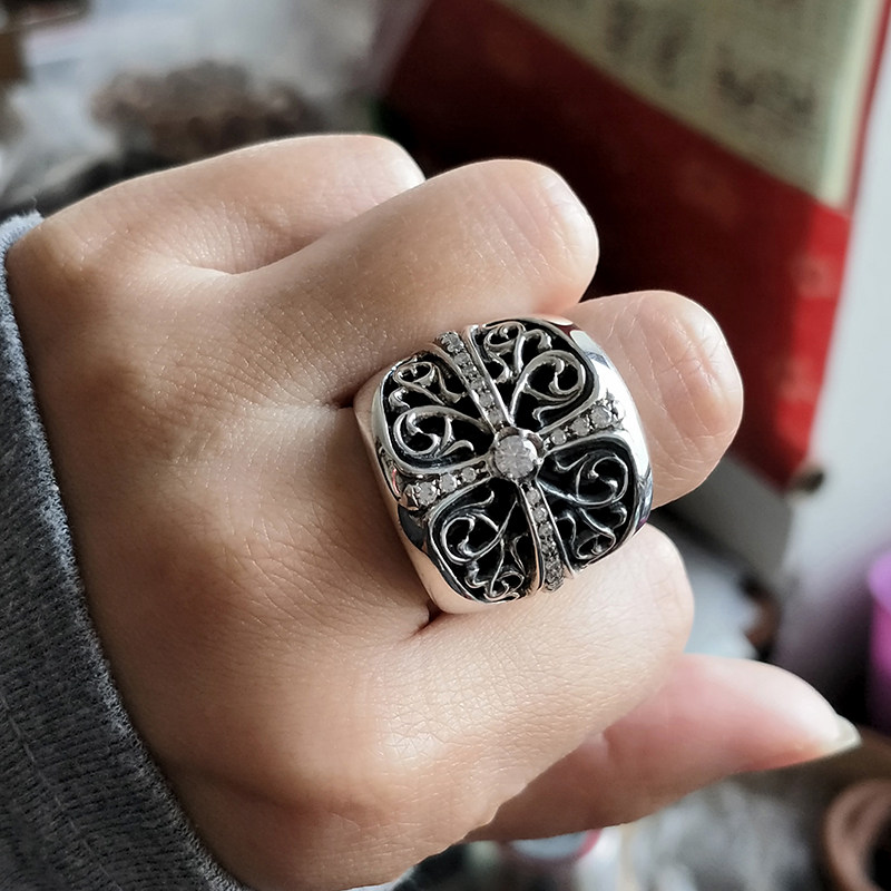 明星同款权志龙镶嵌椭圆oval十字架宽版图腾戒指戒指