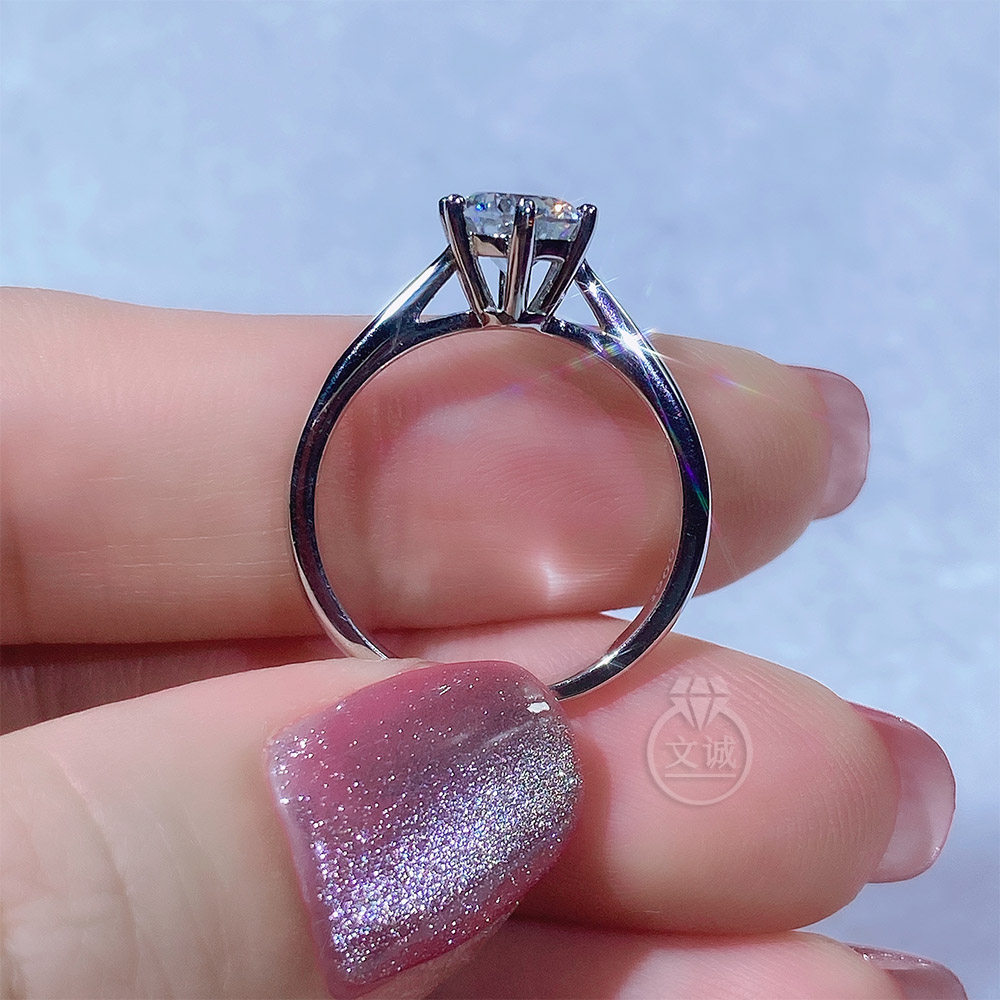 莫桑文诚珠宝周家六爪钻戒戒指50分1克拉简单戒指