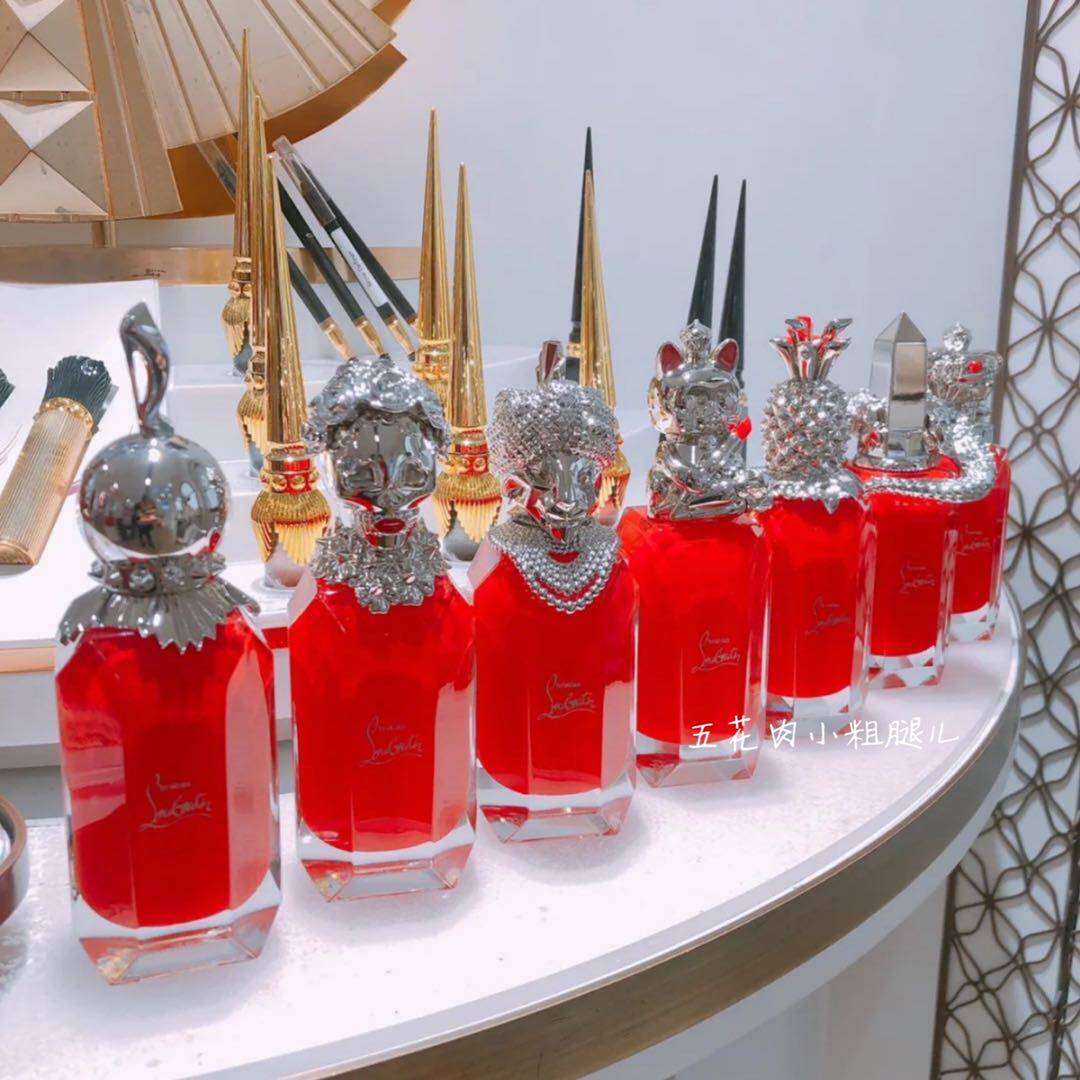 1699商城:淘宝优惠券- 店铺:五花肉小粗腿儿分类:化妆品,香水下面的好