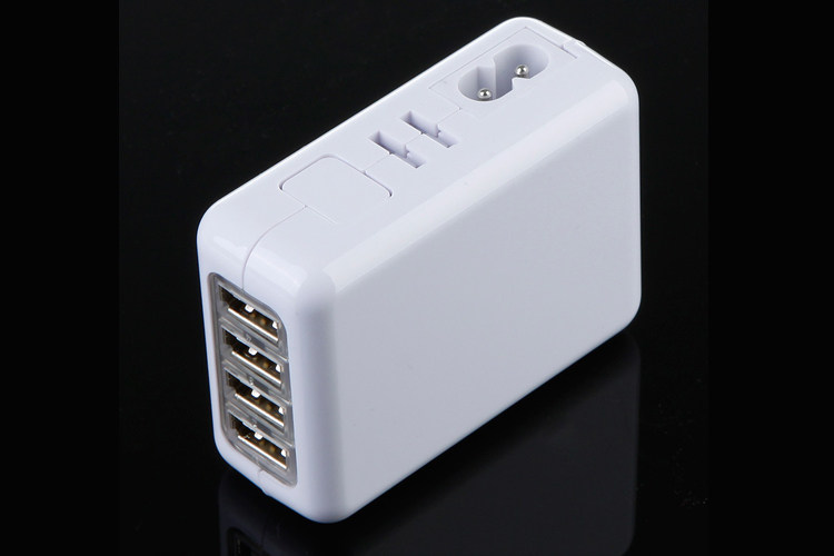 4usb接口万能旅游充电器转换插头usb电源插座 全球通用插头转换器