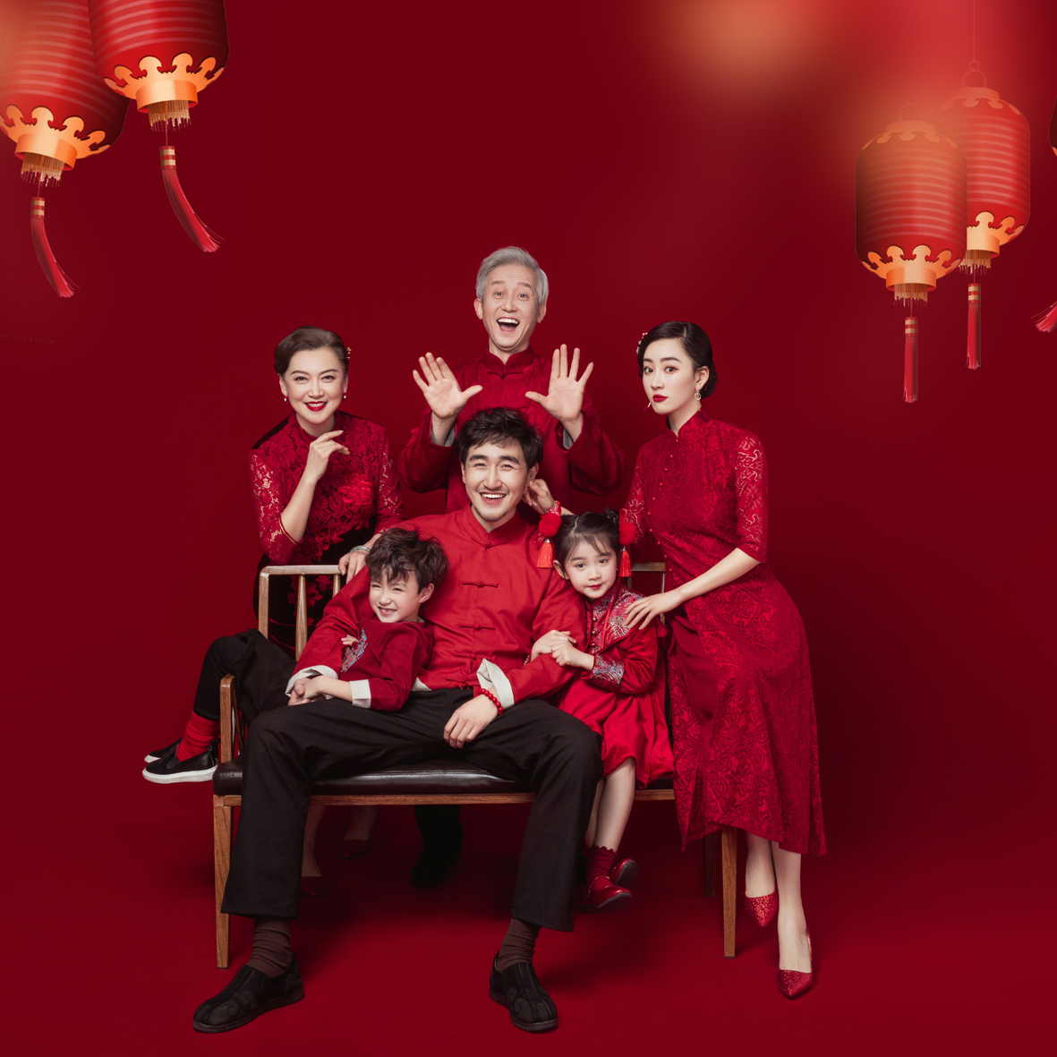 影楼亲子装儿童摄影服装六口全家福拍照衣服新年中国红中国风服装