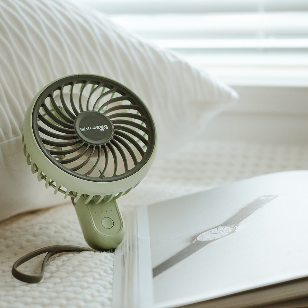 小熊小电风扇usb可充电迷你便携式大风力低噪手持学生宿舍办公室