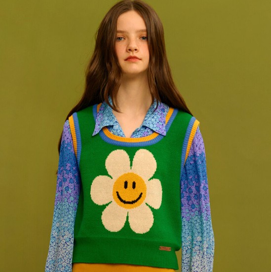 韩国小众设计师品牌 | 20秋冬 童趣可爱针织背心马甲