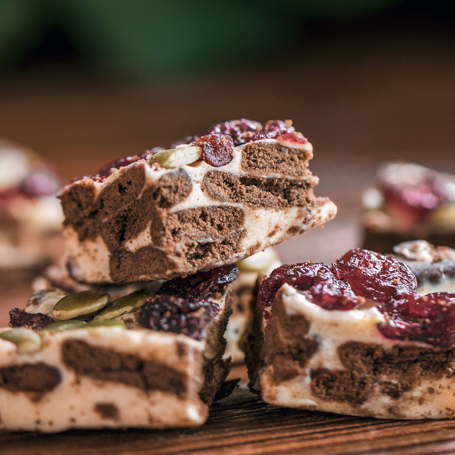 草夕寸黑森林雪花酥200g奥利奥风味牛轧酥蔓越莓巧克力可可味饼干