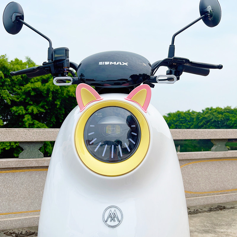 电动车装饰可爱可爱猫猫耳朵爱玛雅迪九号小牛台铃电动车贴