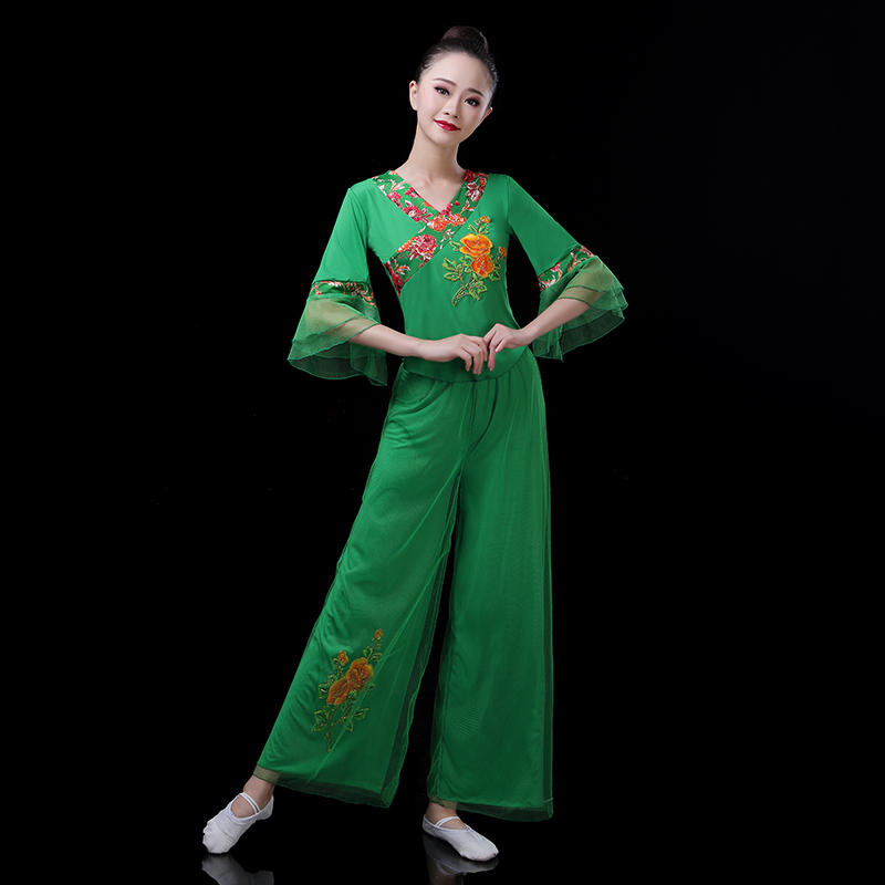 民族风腰鼓舞蹈服中老年扇子舞演出服秧歌服广场舞服装新款套装女