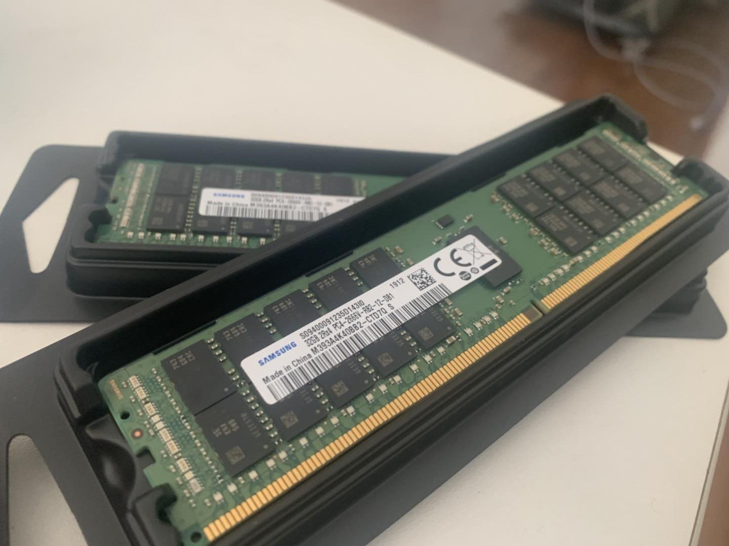 三星32gddr42666eccreg2rx4pc42666v服务器内存内存