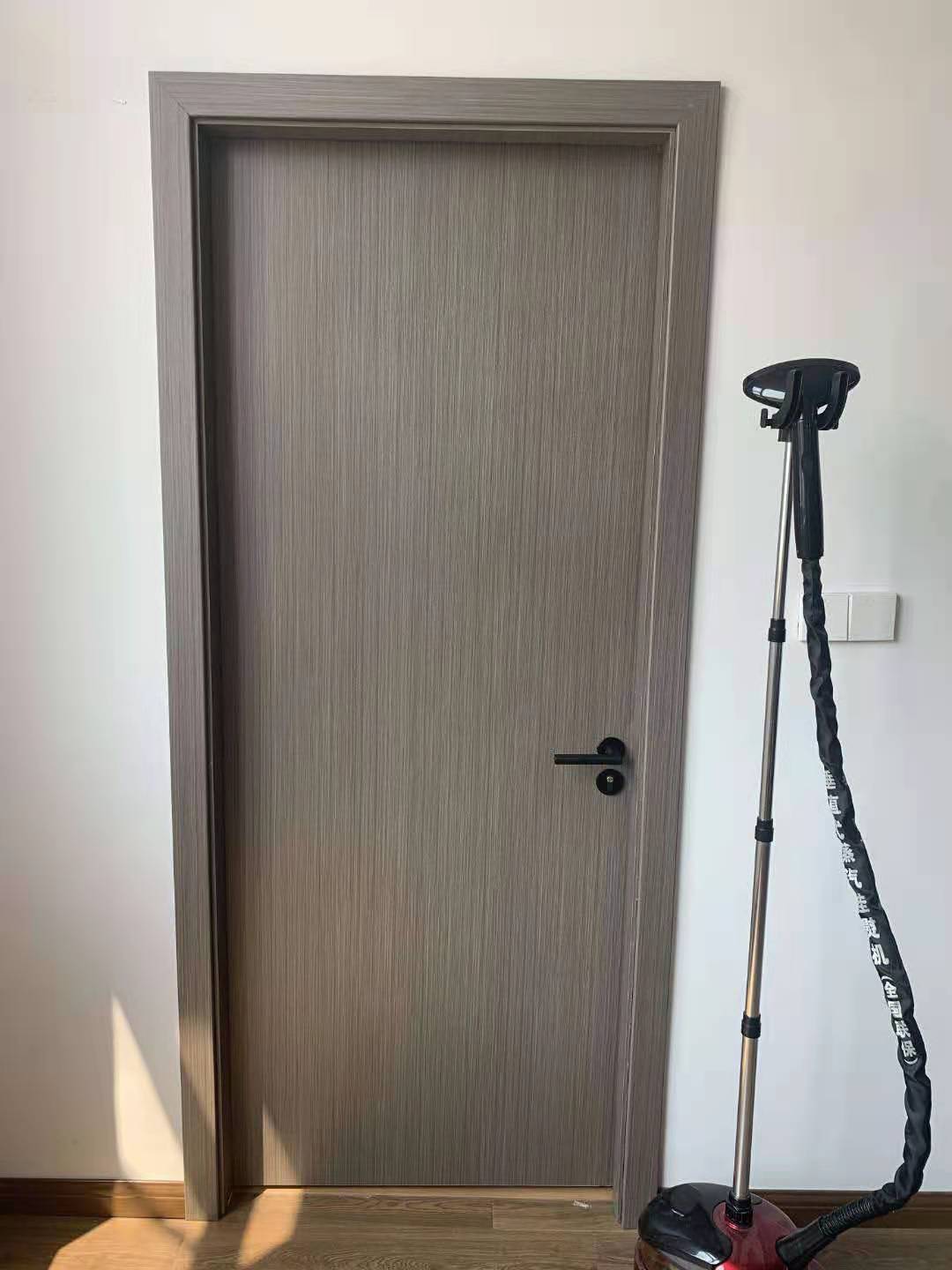 北欧欧风木门现代简约实木复合门房房门平板套装卧室门