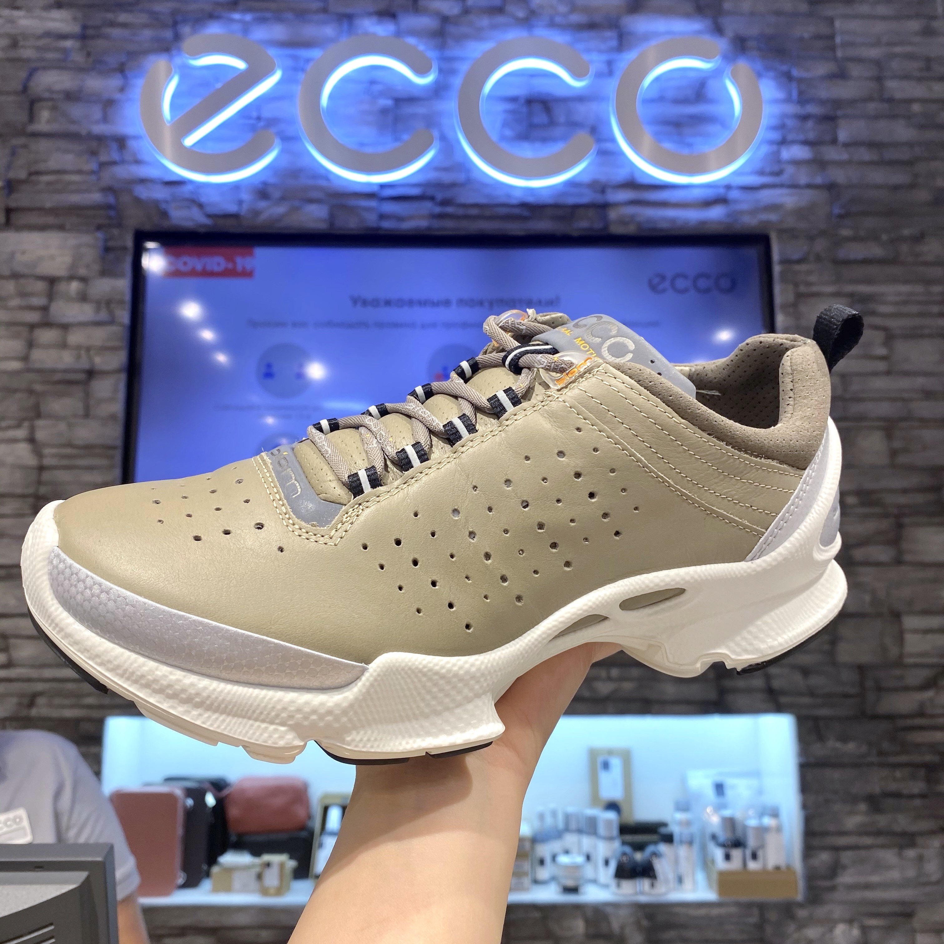 俄小姐ecco爱步健步c男女牦牛皮运动鞋 biom 091504 091503 代购 - 爱