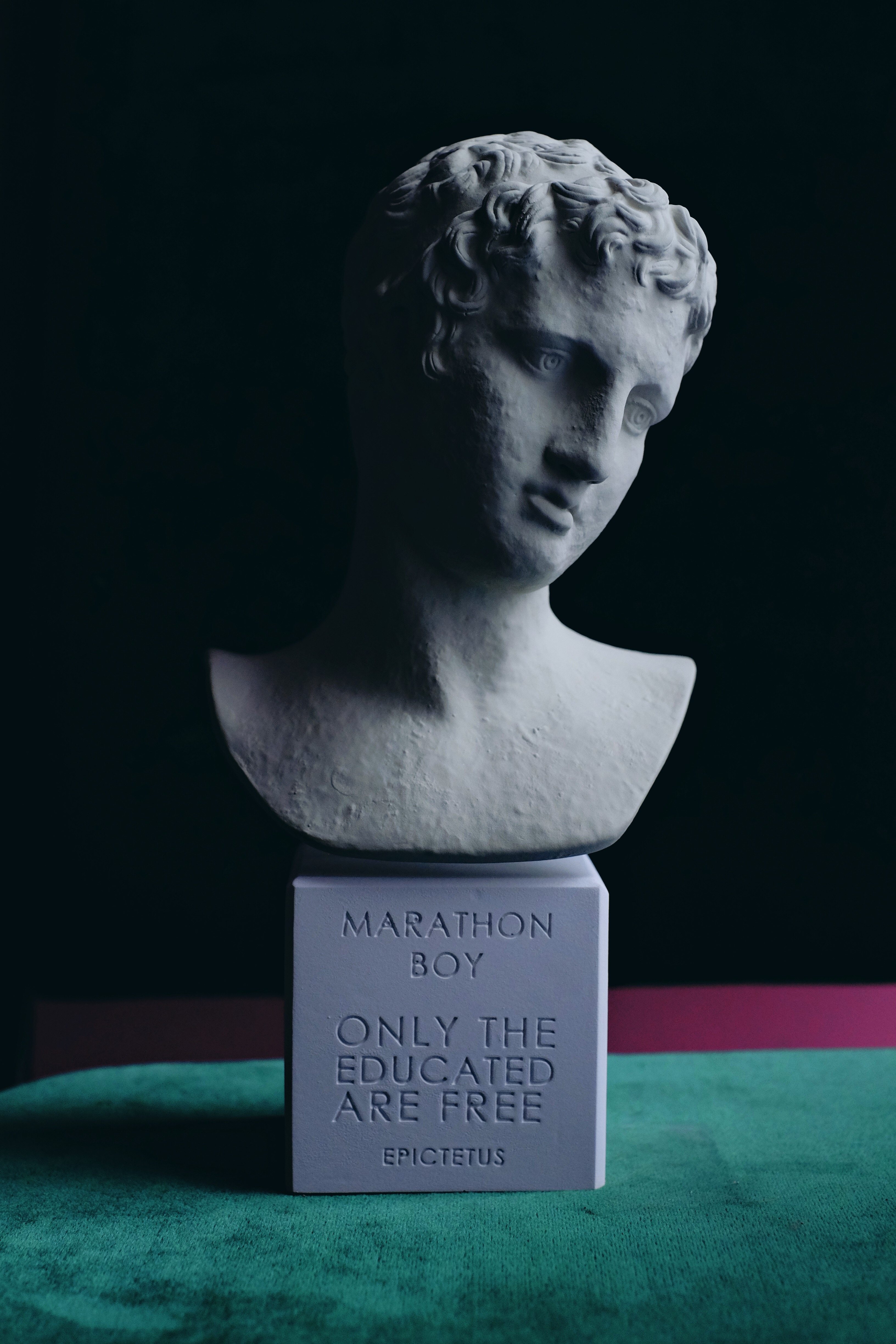 希腊进口sophia古希腊马拉松男孩头像mboy人物雕塑拍照陈列道具