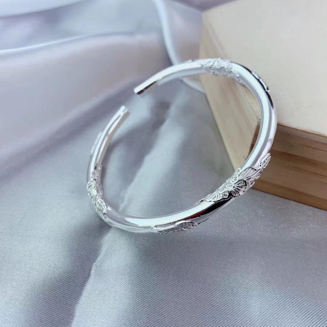 雪花银足999重工圆棍掐丝绕花手镯年轻开口不挑人手镯