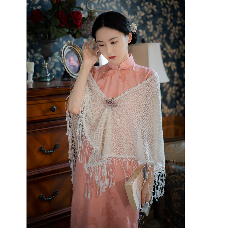 公子樱羽春季新款复古民国国风针织钩花流苏围巾