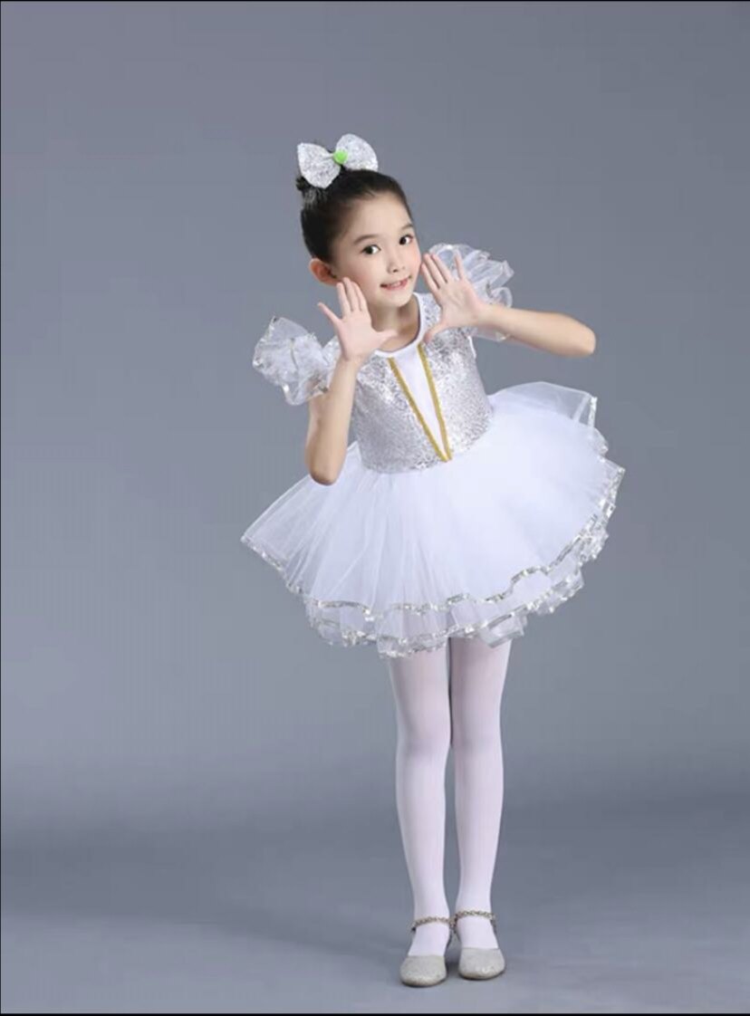 元旦长袖魅力小学生演出服合唱儿童纱裙表演蓬蓬儿童演出服