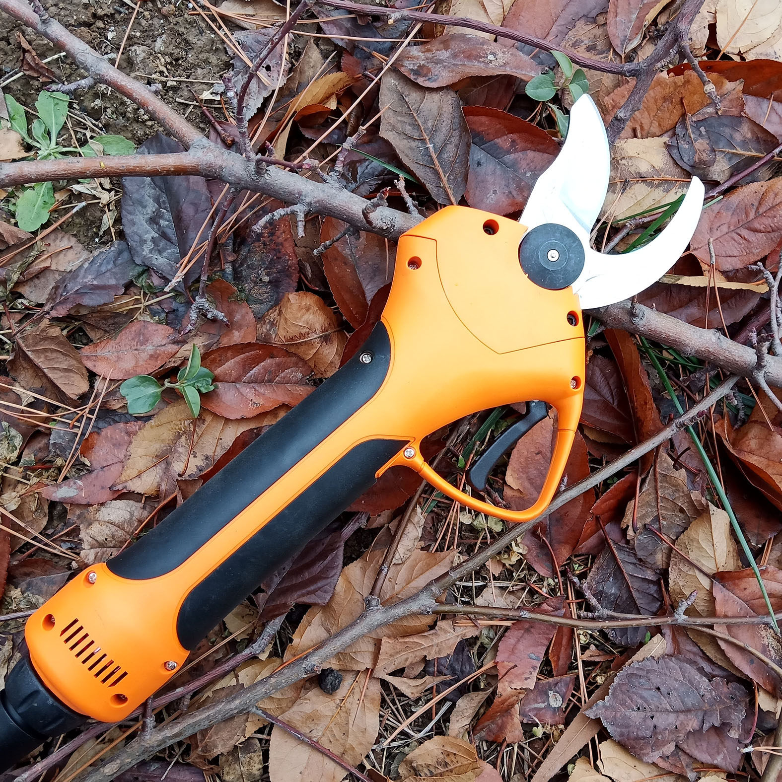 剪刀剪子易速ys4330x电动修枝充电式果树树枝包邮电剪