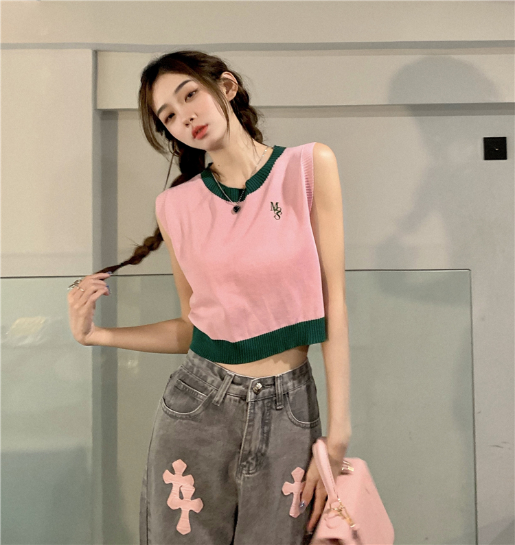 设计感小众外穿圆领针织马甲春季短款叠穿刺绣背心女内搭无袖上衣
