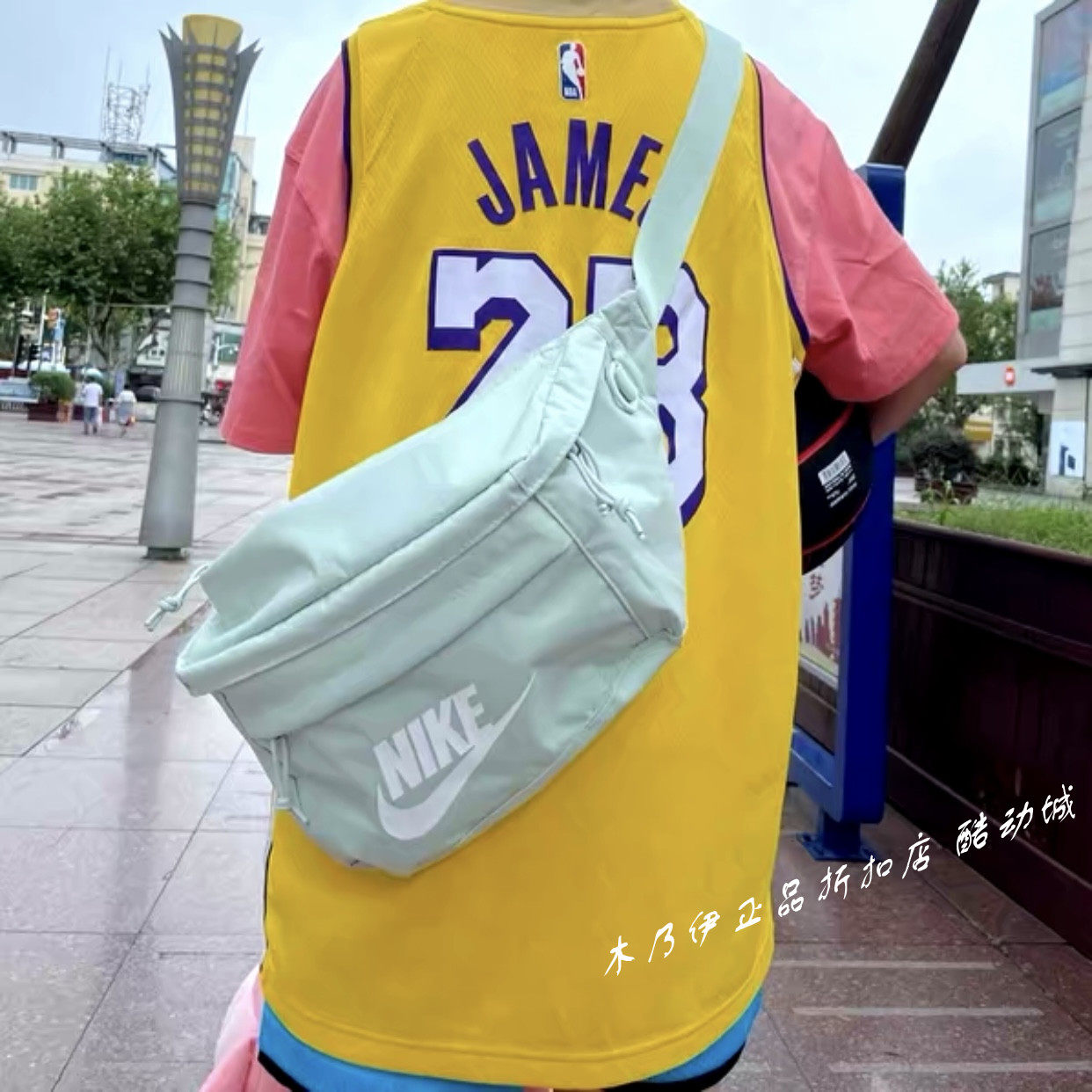 耐克nike王一博运动单肩背包斜挎包大腰包ba5751-010-072 db4697