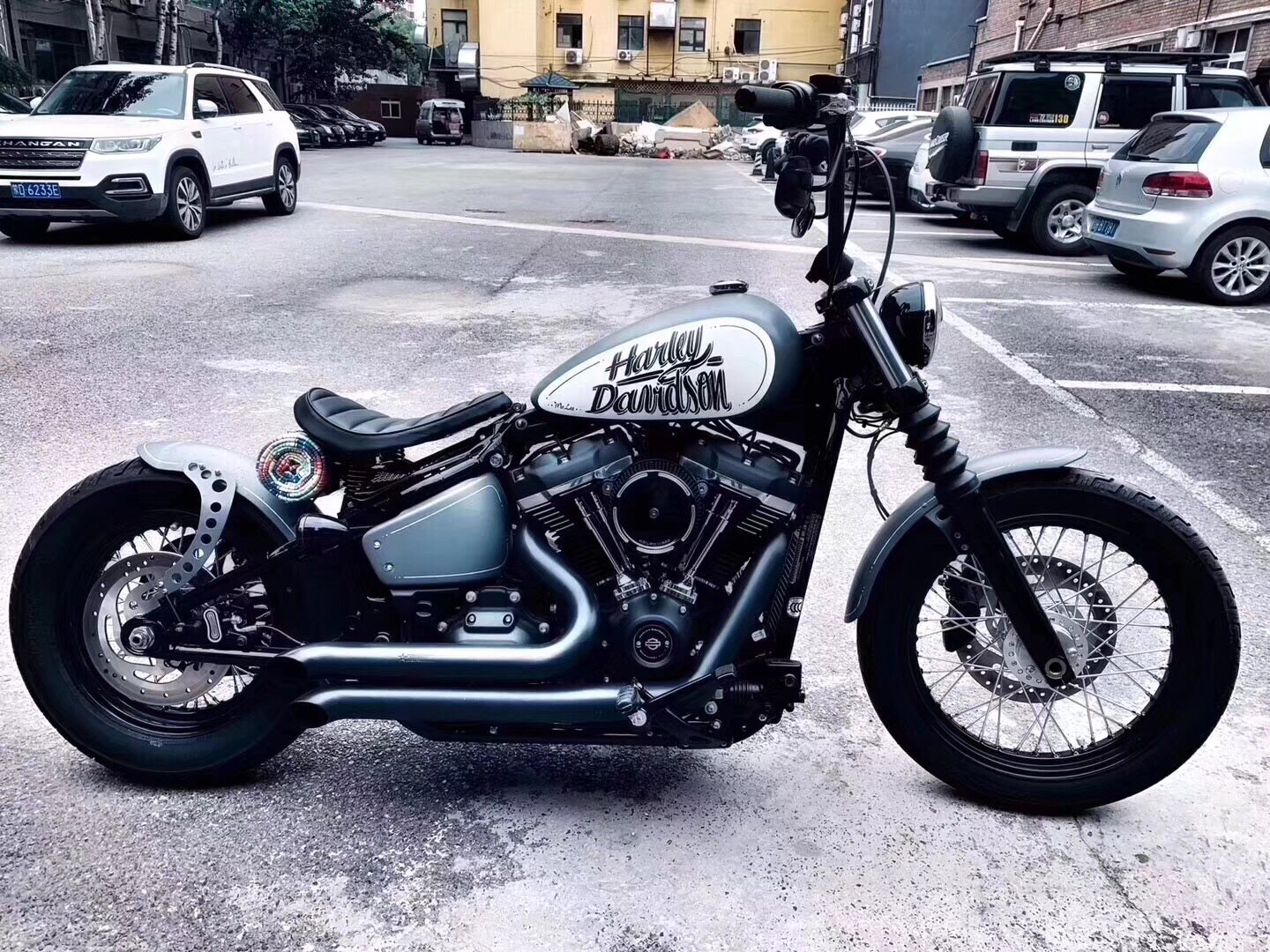 复古哈雷改装软尾街霸司令弹簧单座bobber风格气缸盖